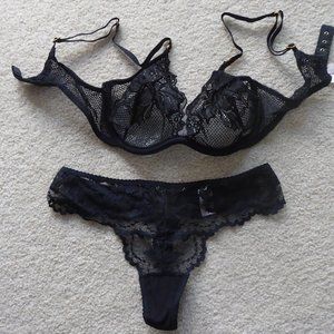 Victoria's Secret Very Sexy Set
